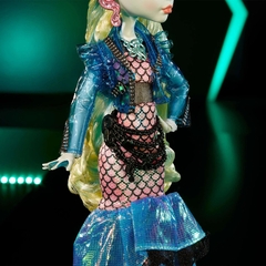 Monster High Haunt Couture Lagoona Blue Doll na internet