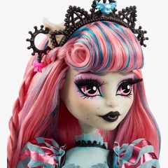 Monster High Fang Vote Rochelle Goyle Doll - Michigan Dolls