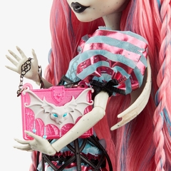 Monster High Fang Vote Rochelle Goyle Doll - comprar online