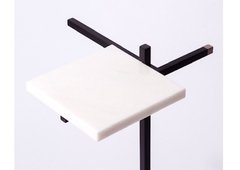 Mesa PELICANO .60h vs. Aço Carbono c/ Tampo Mármore Branco - comprar online