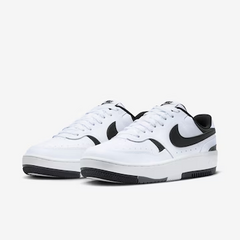 Tênis Nike Gamma Force Feminino Preto e Branco - comprar online