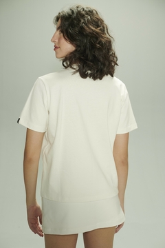 Camiseta Anticool Goludinha Off White - Nephew