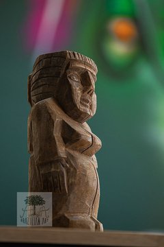 comprar-escultura-decorativa-feminina-entalhada-em-madeira