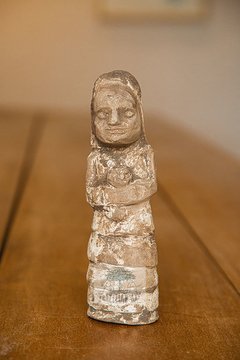 comprar-estatueta-madeira-envelhecida-figura-feminina-II