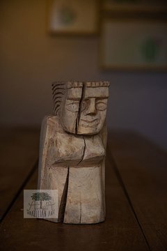 comprar-escultura-entalhada-madeira-figura-feminina