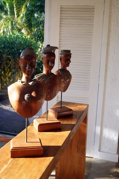 comprar-busto-colombina-em-madeira