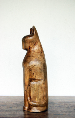 Escultura-decorativa-gato-em-madeira-tronco-unico