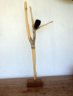 bailarina-escultura-decorativa-em-madeira