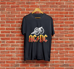 AC/DC 4 en internet