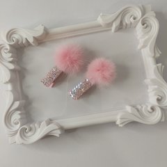 Hair clip strass e pompom - Unidade - comprar online