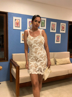 VESTIDO CURTO RENDADO