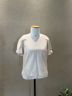 BLUSA DETALHE EM LAÇO