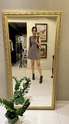 VESTIDO CURTO EM TWEED CORI - LARA BRECHÓ