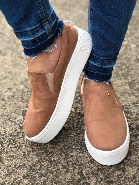 Slip on santa sales lolla suede caramelo