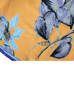 Lenço Quadrado "Floral Tangerina" na internet