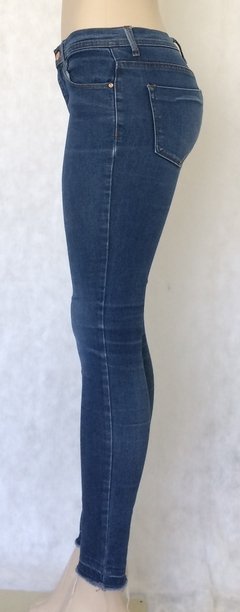 Calca Jeans Skinny - Forever 21 - Roupas, sapatos e acessórios femininos novos e usados na ROSANA GREEN