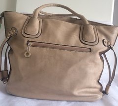 Maxi Bolsa Quadrada Bege Com Carteira - comprar online