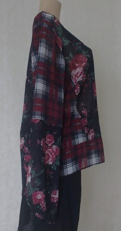 Blusa Estampa Xadrez E Floral na internet