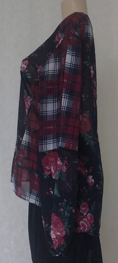 Blusa Estampa Xadrez E Floral - Roupas, sapatos e acessórios femininos novos e usados na ROSANA GREEN