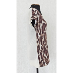 BLUSA ESTAMPA ANIMAL PRINT COM LANTEJOULAS