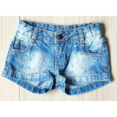 SHORTS JEANS COM APLIQUES - PARIZI