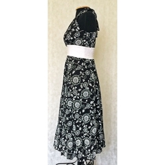 Vestido Midi Preto Estampa Floral - Casuale