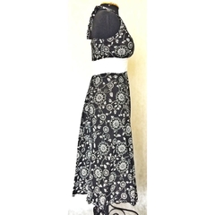 Vestido Midi Preto Estampa Floral - Casuale