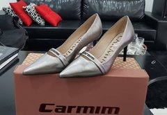 SCARPIN GRAFITE -CARMIM - NUMERAÇÕES 35 E 39