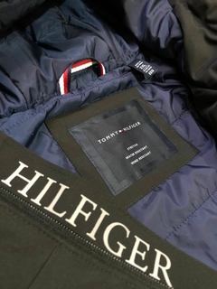 Chamarra Tommy Hilfiger Con Gorro Original con Etqueta - Tienda Macaza