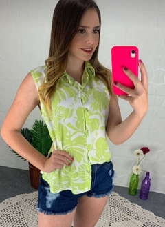 Blusa com Botões - comprar online