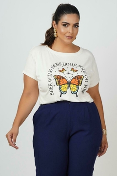 T-Shirt Casual Borboleta - Branca - comprar online