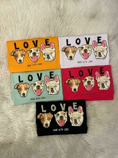 T-Shirt Casual Love Dogs - Branca na internet