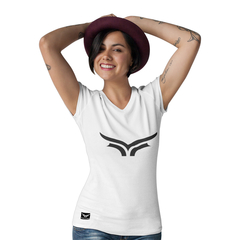 Camiseta Feminina Gola V Cellos Bull Classic Premium W - QESTILOS - Todos os estilos em um só lugar