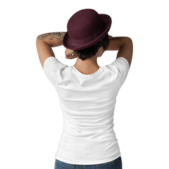 Camiseta Feminina Gola V Cellos Vertical Premium W - comprar online
