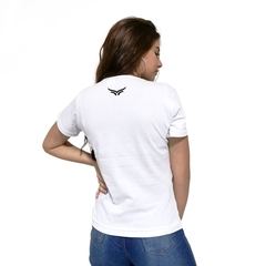 Camiseta Feminina Gola V Cellos Rose Premium - comprar online