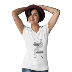 Camiseta Feminina Gola V Ezok Z - QESTILOS - Todos os estilos em um só lugar