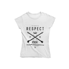 Camiseta Feminina Ezok Respect na internet