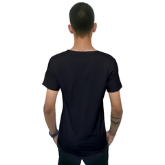 Camiseta Longline Ukkan Looking For Trouble - comprar online