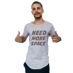Camiseta Longline Ukkan Space