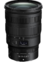 Objetiva Nikon Z 24-70mm F/2.8 com design moderno e elementos ópticos avançados.