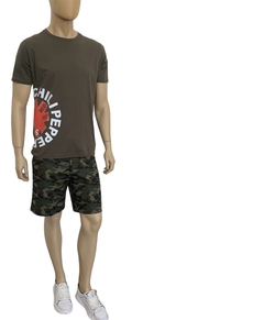 remera Red Hot base color verde militar