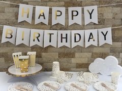 Guirnalda "Happy Birthday!" Blanco con Dorado - comprar online