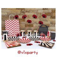 Bolsa de Papel Chevron Rojo Mediana con Asas x3 unidades - comprar online