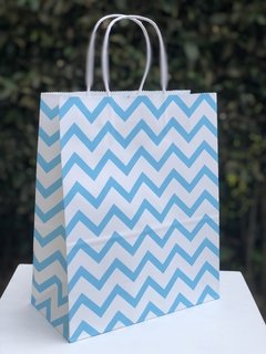 Bolsa de Papel Chevron Azul Claro Mediana con Asas x3 unidades