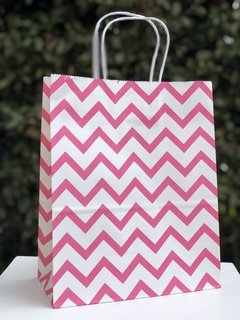 Bolsa de Papel Rosado Chevron Mediana con Asas x3 unidades