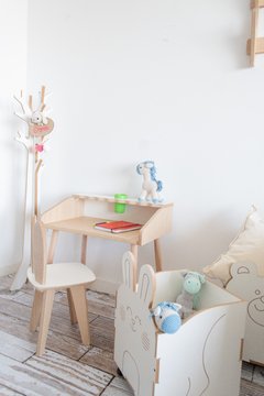 Pupitre escritorio para niños + banquito Conejo - Meraki Design BA - Muebles y Objetos de decoracion para tu hogar, oficina o comercio!