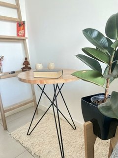 JUEGO DE MESA INDUSTRIAL Y 2 SILLAS BERTOIA (SET NEGRO) - Meraki Design BA - Muebles y Objetos de decoracion para tu hogar, oficina o comercio!