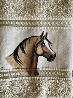 Toalha de lavabo beje cavalo castanho vermelho - (cópia) en internet