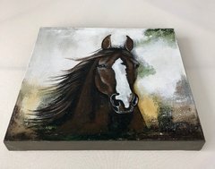 detalhe-quadro-em-acrílico-sobre-tela-cavalo-negro-40x40-pintura-artesanal-decoração-hipismo-country-pintura-de-cavalos-fazenda-atelie-thelma-ferraz