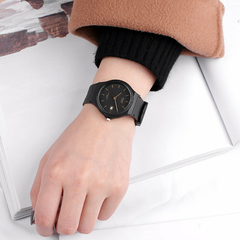 Reloj Casio MW59-1E malla de caucho negro caballero con calendario WR - comprar online